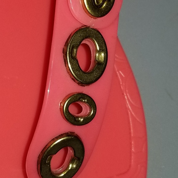 Sandals - Picture 3 of 4